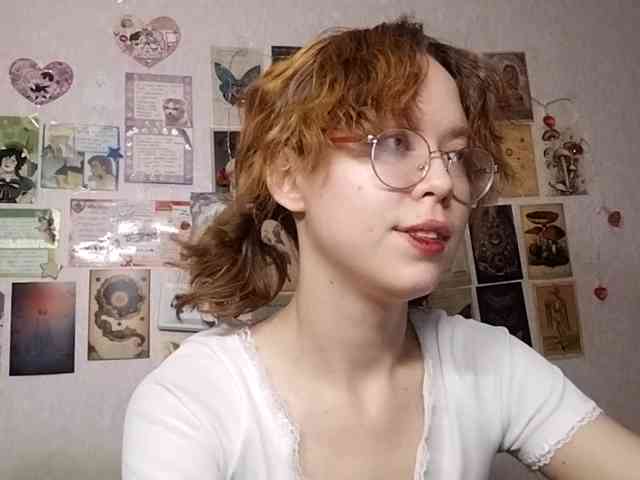AthenaPopple webcam