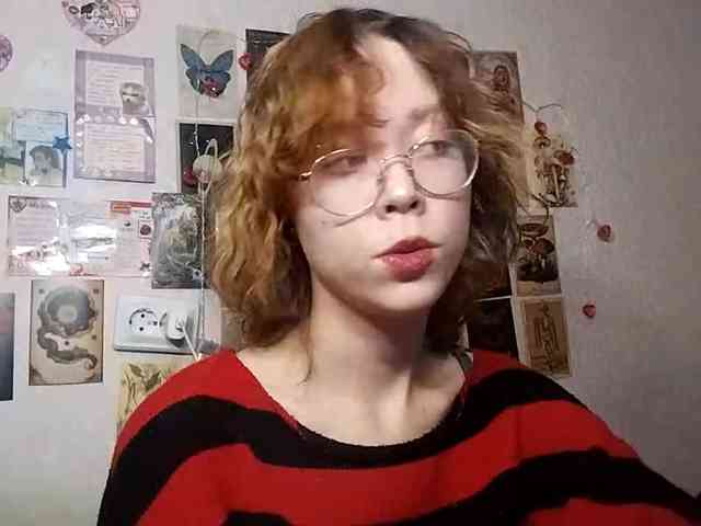 AthenaPopple webcam