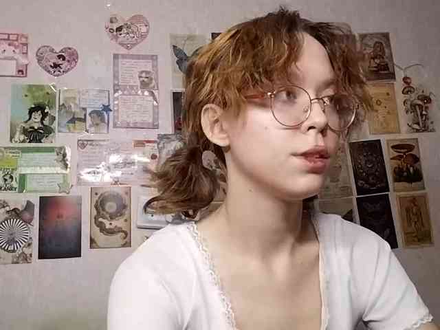 AthenaPopple webcam