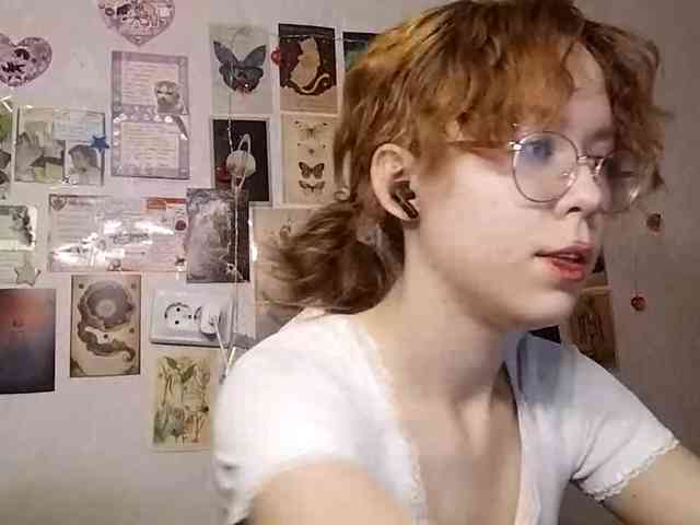 AthenaPopple webcam