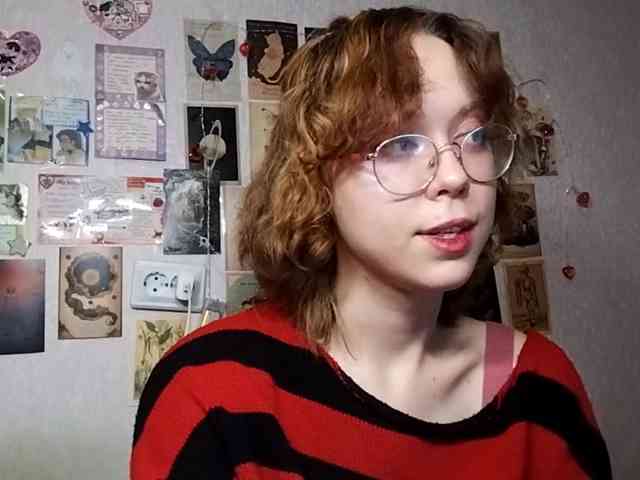 AthenaPopple webcam