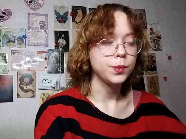 AthenaPopple webcam