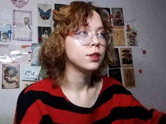 AthenaPopple webcam