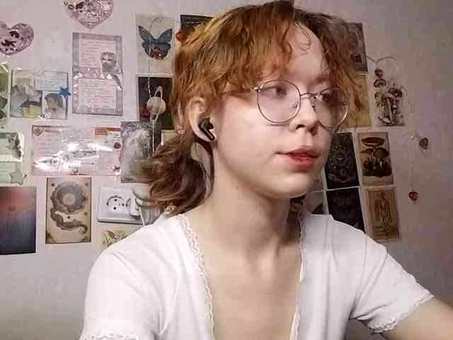 AthenaPopple webcam