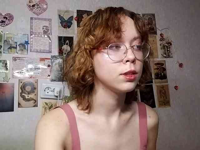 AthenaPopple webcam