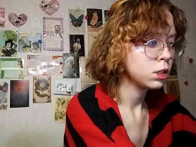 AthenaPopple webcam