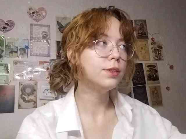 AthenaPopple webcam