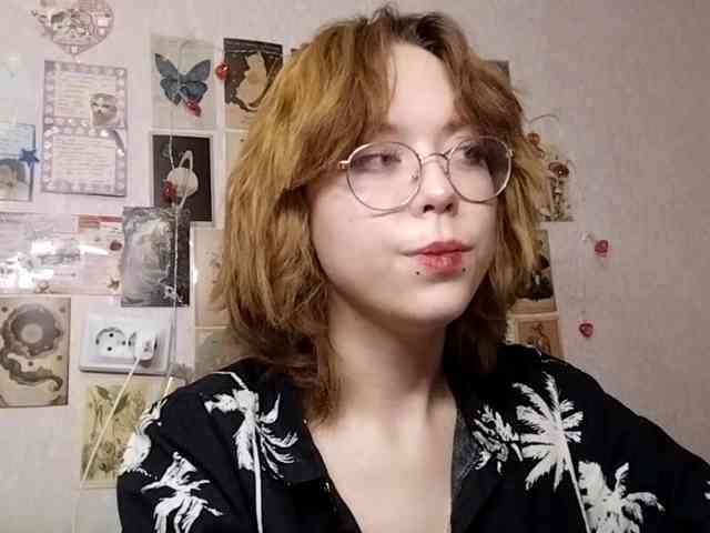 AthenaPopple webcam