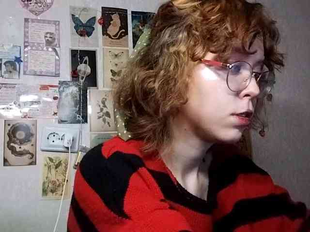 AthenaPopple webcam