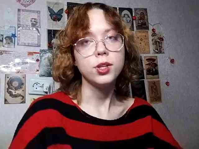 AthenaPopple webcam