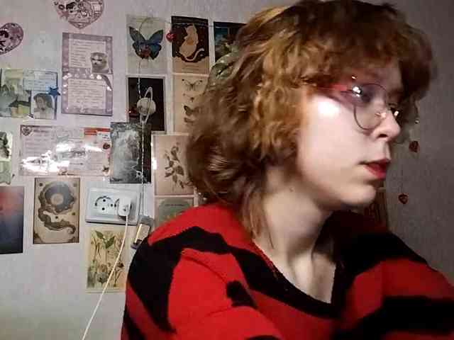 AthenaPopple webcam
