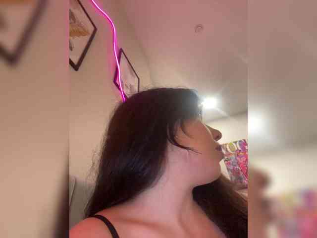 ElliLin webcam