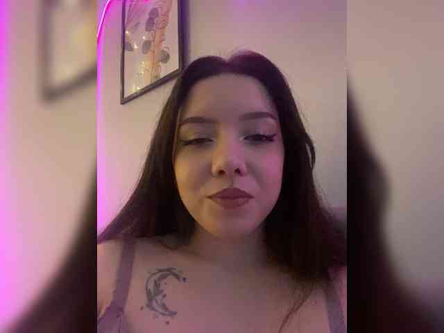 ElliLin Live Webcam on BongaCams