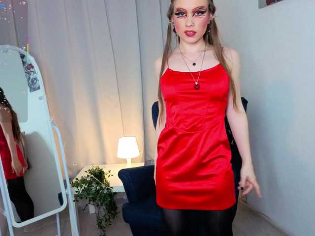 KarenSmitht's BongaCams show and profile