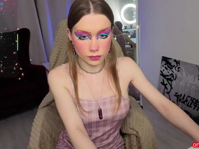 KarenSmitht's BongaCams show and profile