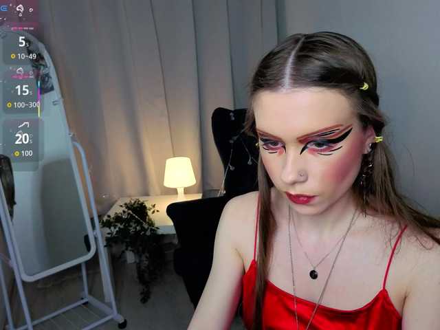 KarenSmitht's BongaCams show and profile