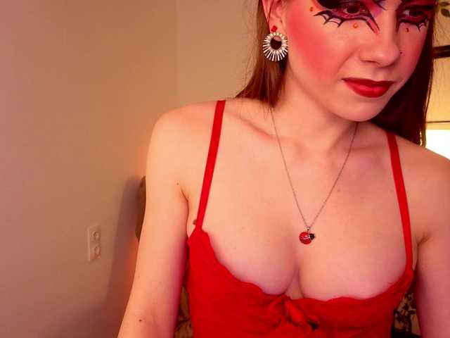 KarenSmitht's BongaCams show and profile