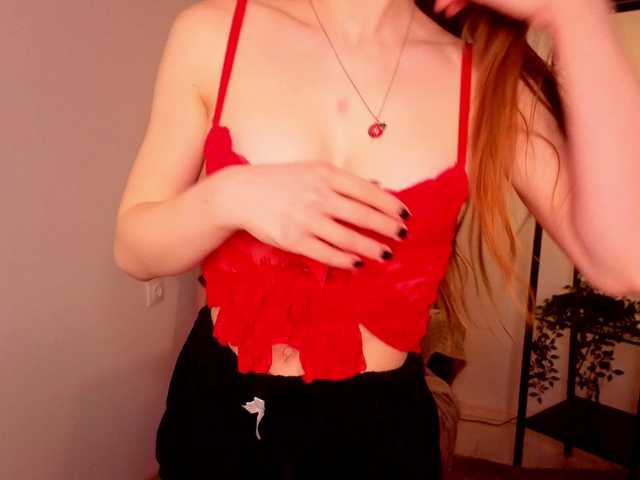 KarenSmitht's BongaCams show and profile