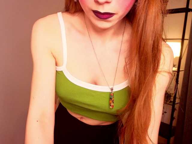 KarenSmitht's BongaCams show and profile