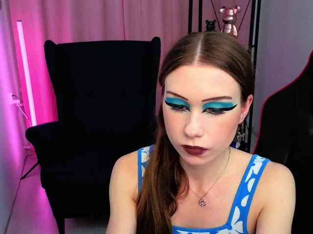 Модель: KarenSmitht