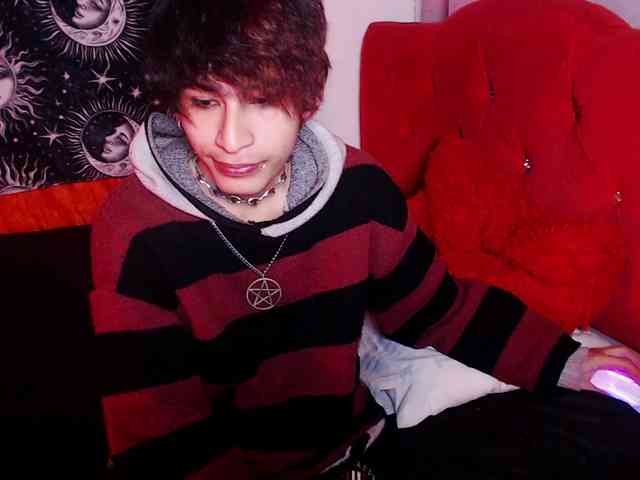Alien-Twink8