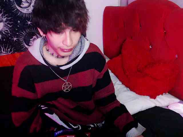 Alien-Twink8
