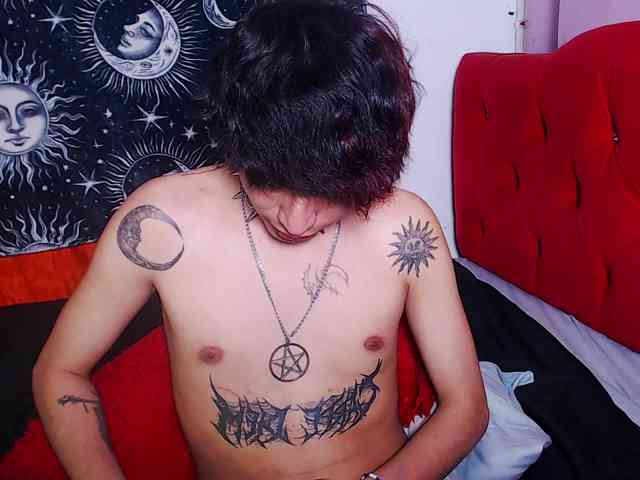 Alien-Twink8