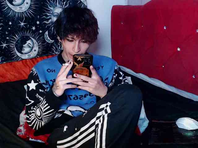 Alien-Twink8