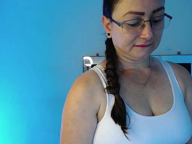 Milly-Sanchez's BongaCams show and profile