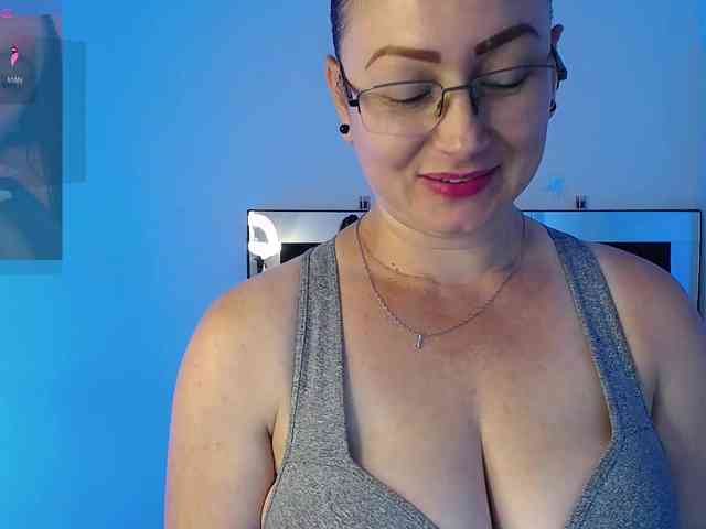 Milly-Sanchez webcam