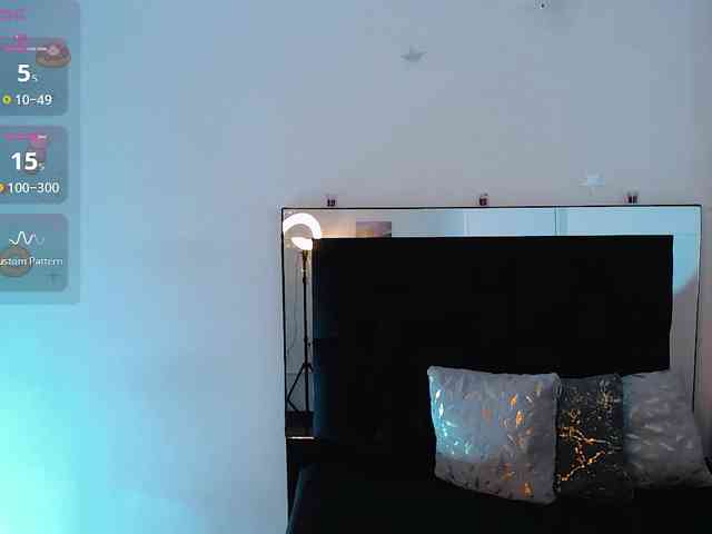 Milly-Sanchez webcam