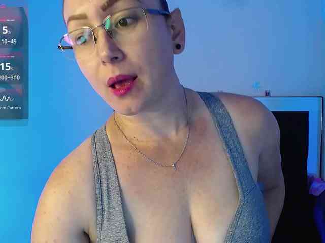 Milly-Sanchez webcam