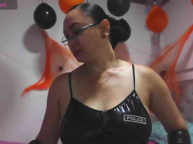 Milly-Sanchez webcam