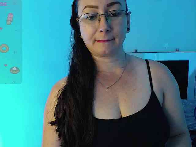 Milly-Sanchez webcam