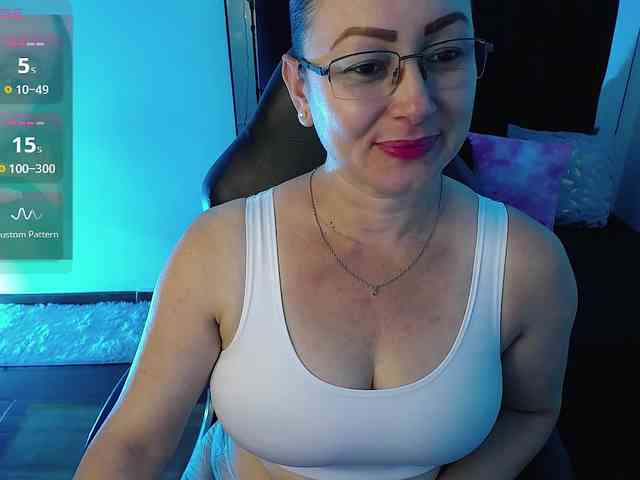 Milly-Sanchez webcam