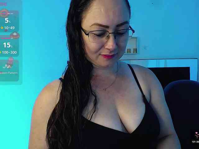 Milly-Sanchez webcam