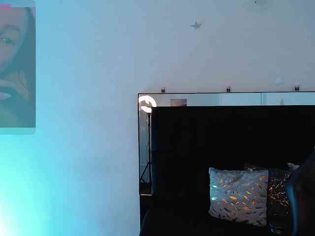 Milly-Sanchez webcam