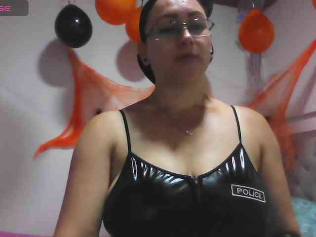 Milly-Sanchez webcam