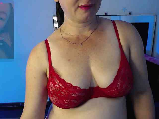 Milly-Sanchez webcam