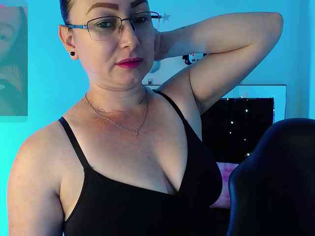 Milly-Sanchez webcam