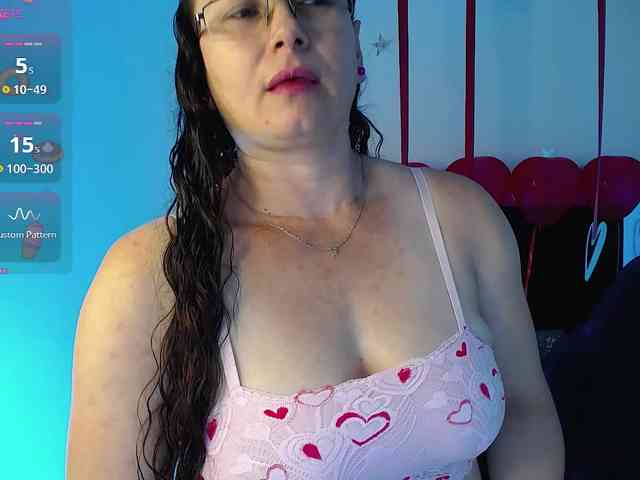 Milly-Sanchez webcam