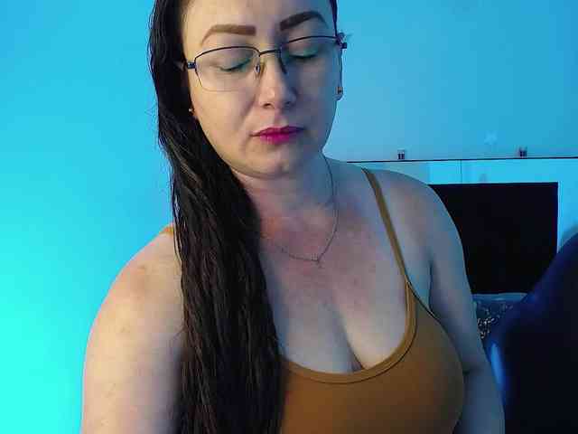 Milly-Sanchez webcam