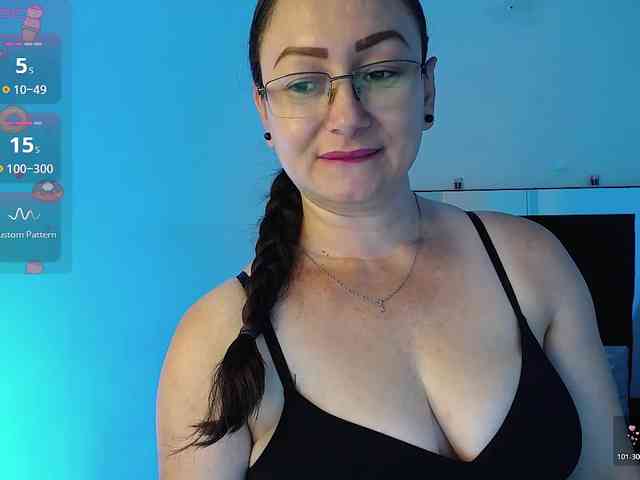 Milly-Sanchez webcam