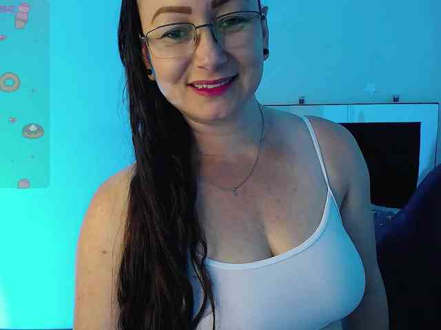 Milly-Sanchez webcam