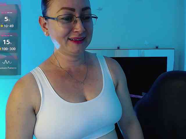 Milly-Sanchez webcam