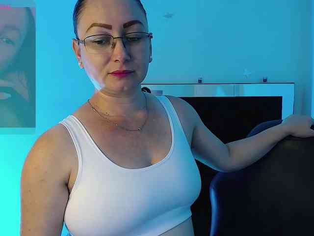 Milly-Sanchez webcam