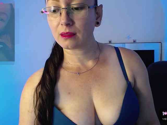 Milly-Sanchez webcam