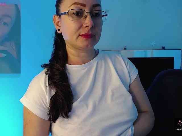 Milly-Sanchez webcam