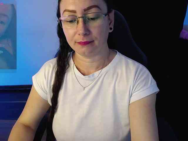 Milly-Sanchez webcam