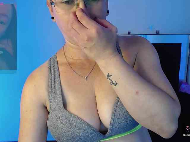 Milly-Sanchez webcam